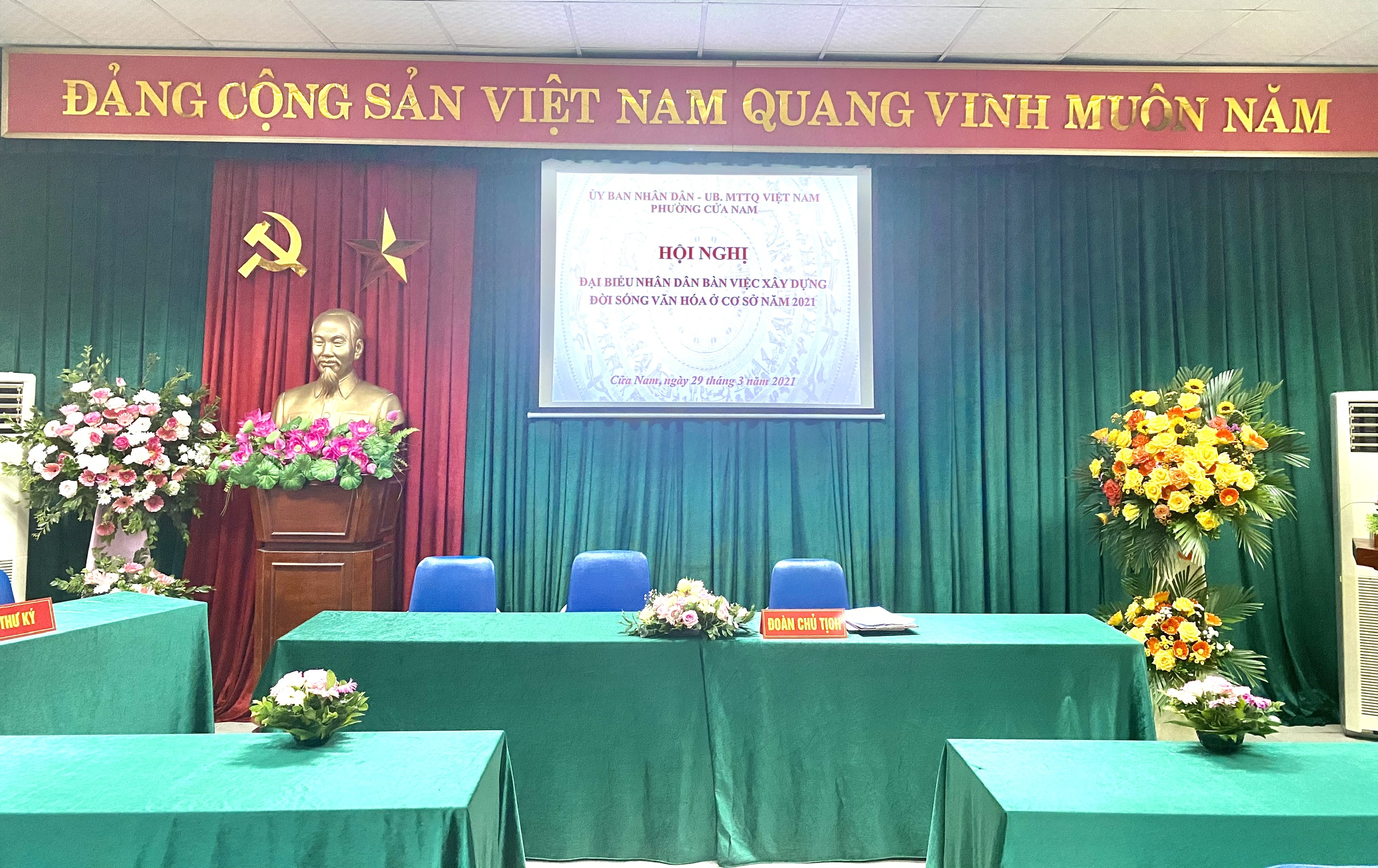 Ngày 29/3/2021, Ban chỉ đạo phong trào Toàn dân đoàn kết xây dựng đời sống văn hóa Phường Cửa Nam đã tổ chức Hội nghị đại biểu nhân dân bàn việc xây đời sống văn hóa ở cơ sở năm 2021.